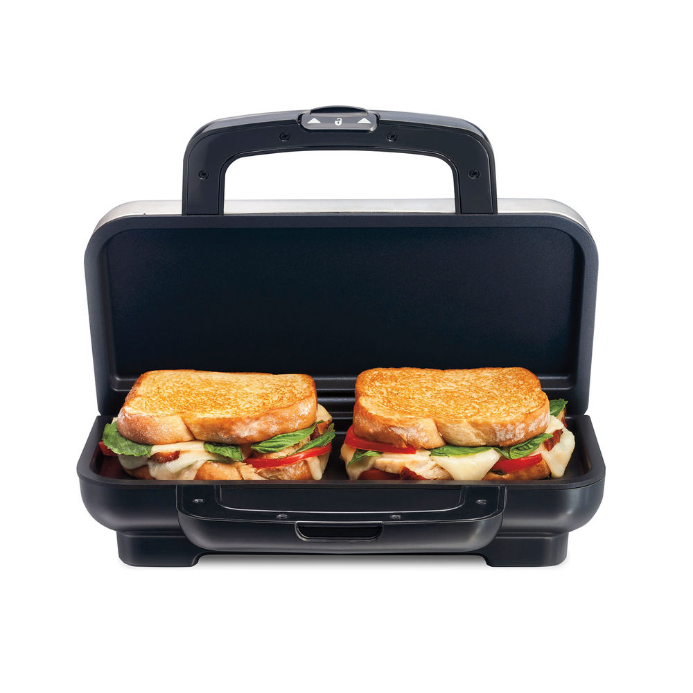 Beach Electric Sandwich Maker Toaster with Nonstick Plates Makes