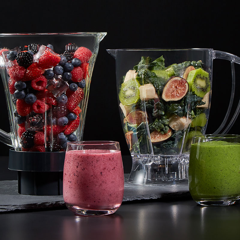 How to choose between plastic and glass blenders.   