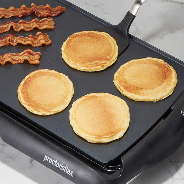 Basic Fluffy Pancakes